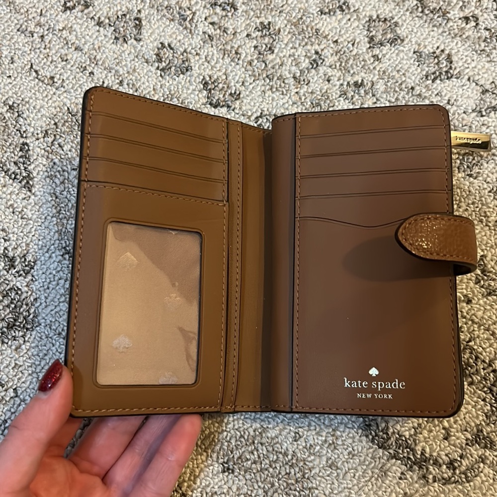 Kate Spade Wallet - Picture 3 of 4